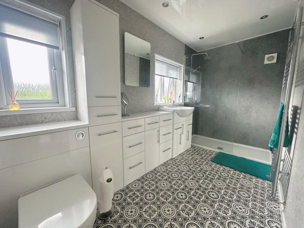 3052FDA7-2E42-44A8-A740-F72EA758CA3B