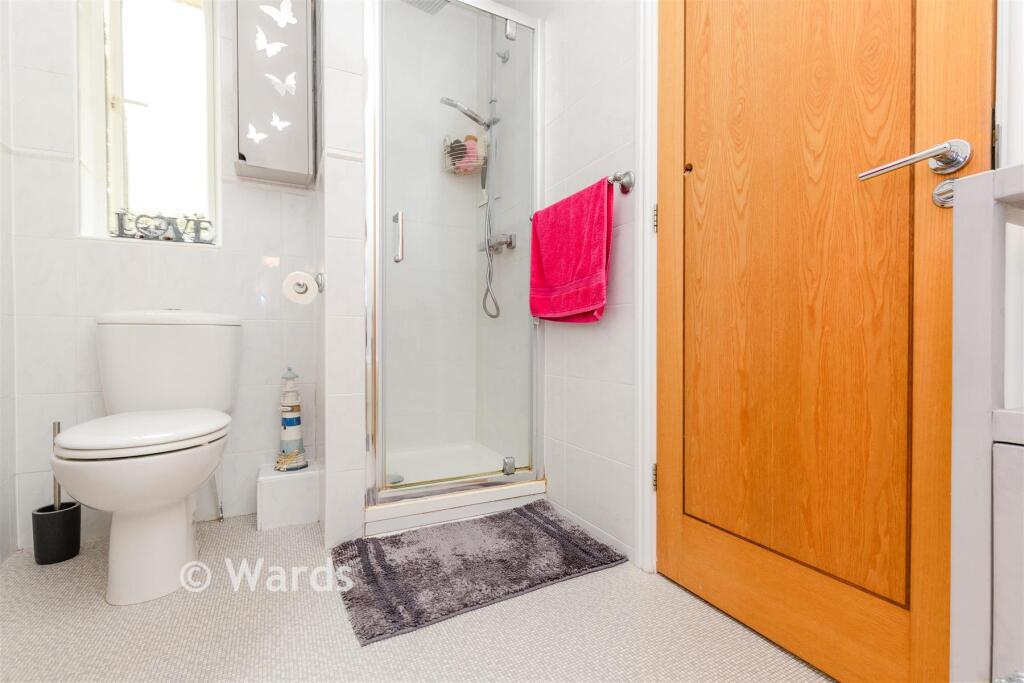 En-Suite Bathroom