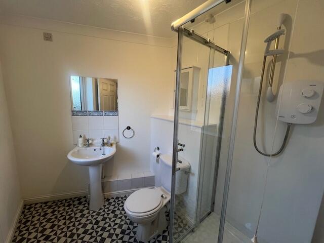 En-suite Bathroom