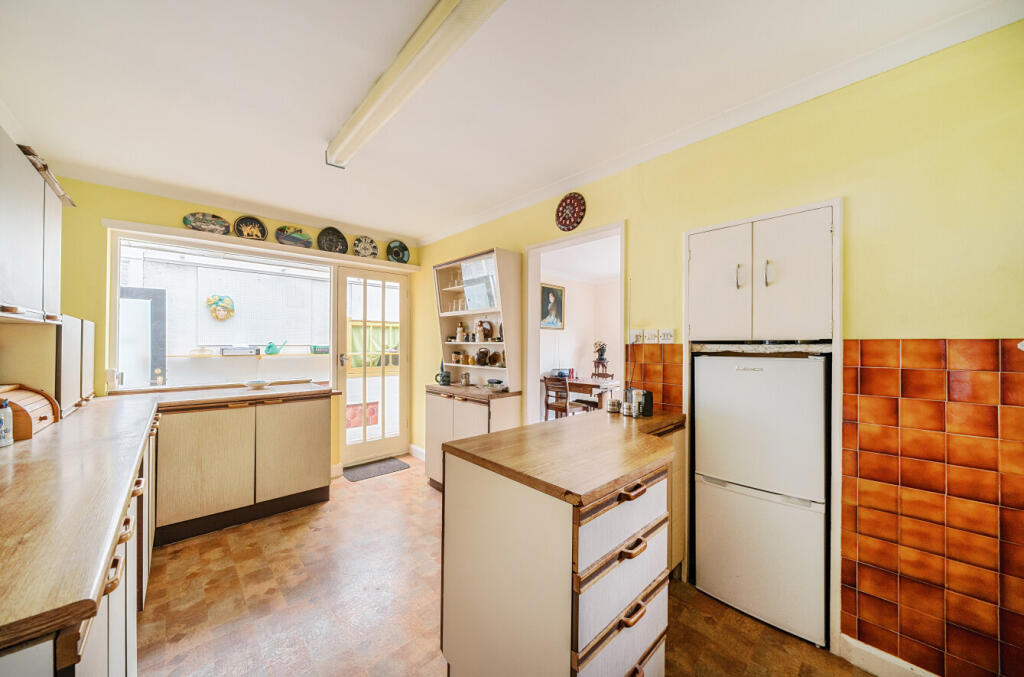 1327360-15-687926...