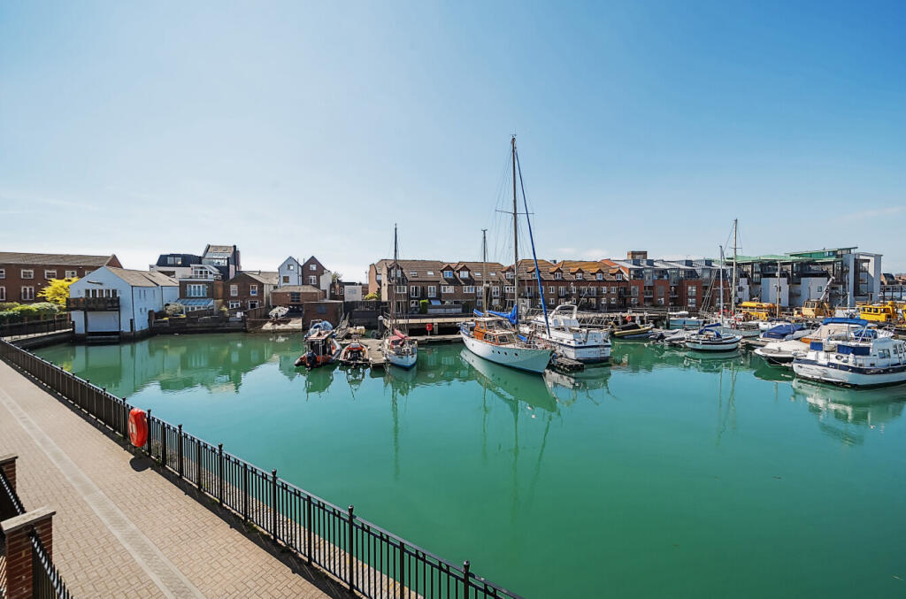 21-6823539f31d6e-...