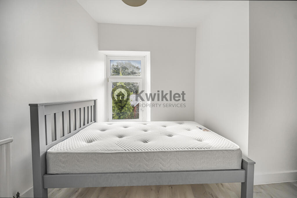 eZy Watermark_13-09-2025_07-28-42-5790pm.jpeg