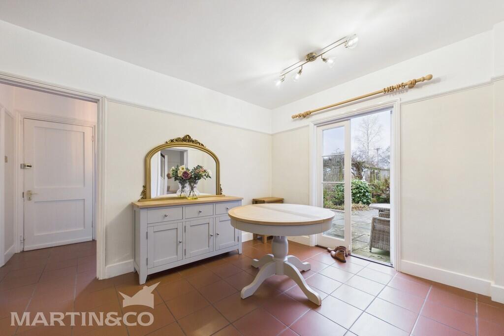 CAM01953G0-PR0140...