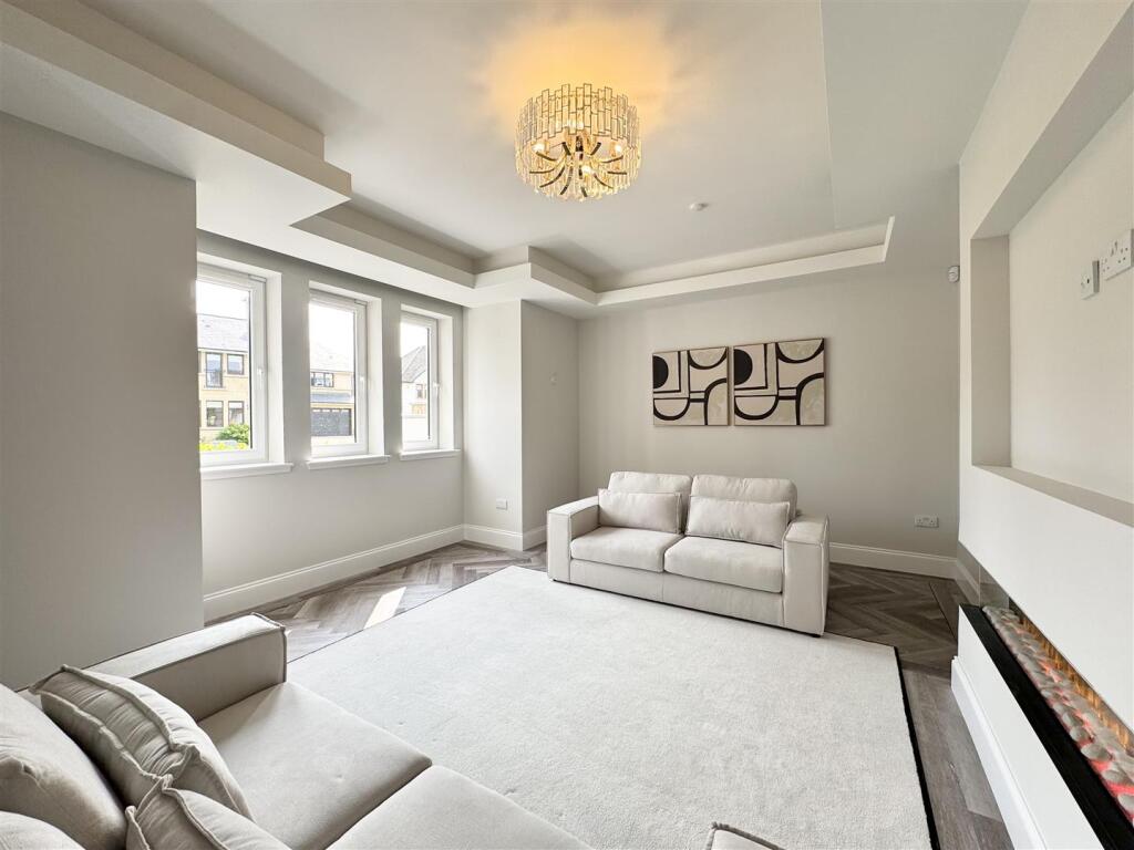 Formal Lounge