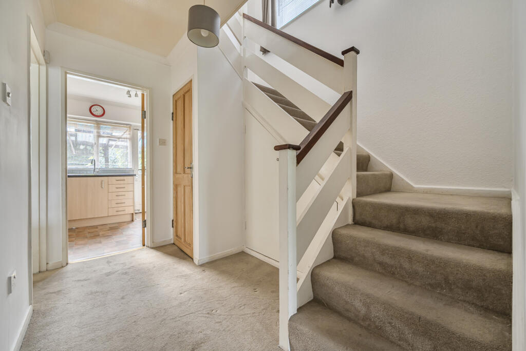 1357959-15-68d2ba...