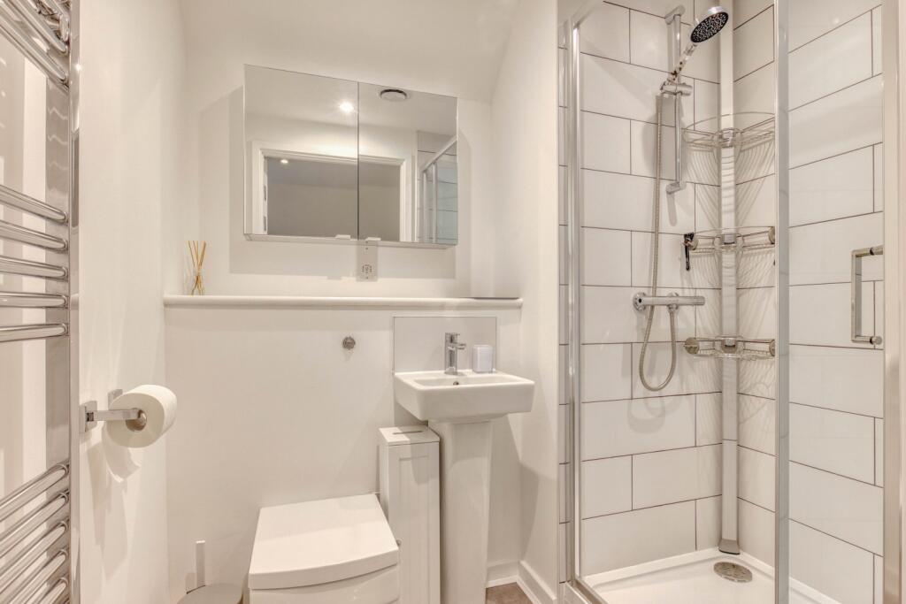 Ewemove - The Jetty (1)