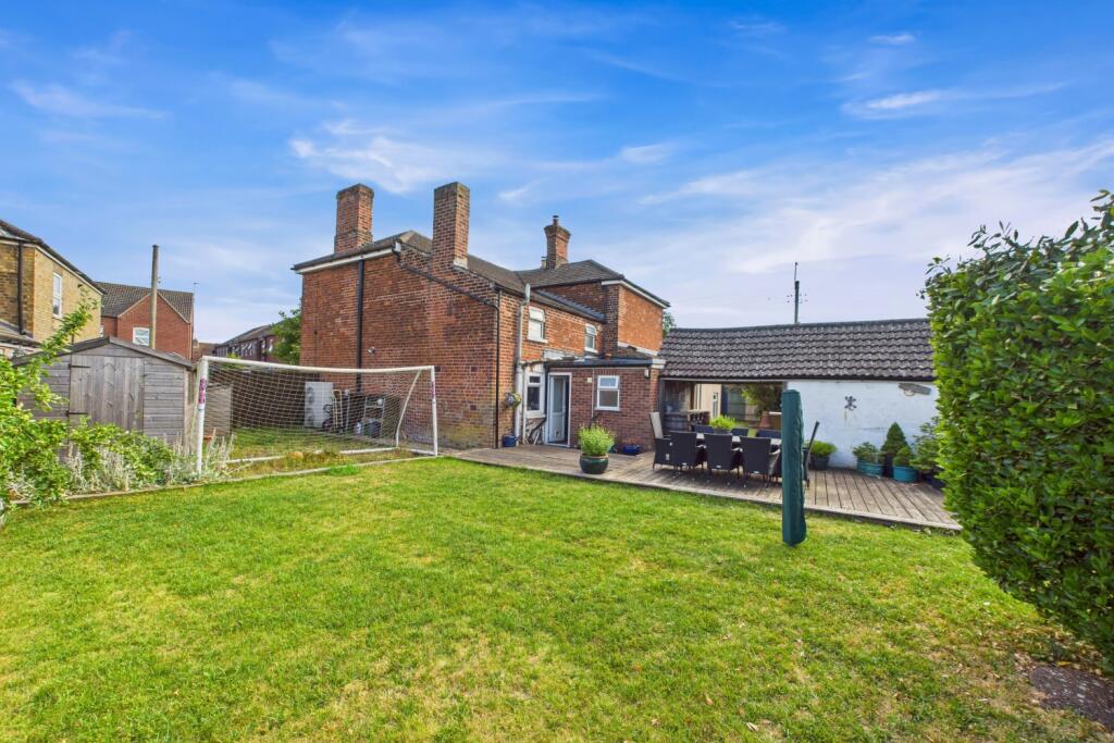 EweMove Spalding - Garden