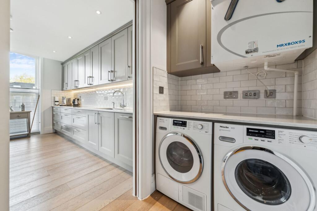 Kitchen/Utility Room