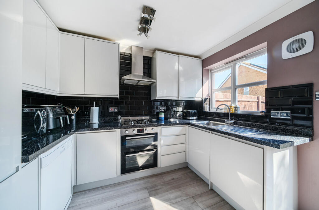 1324816-8-68777a0...