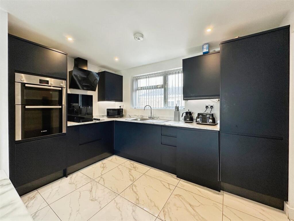 a9c64350-image_picker_5FFCB169-6500-41FD-9BA6-3DE9