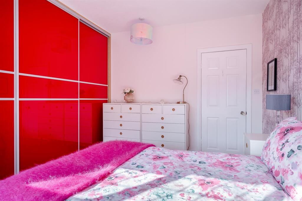 8638834-interior21.jpg