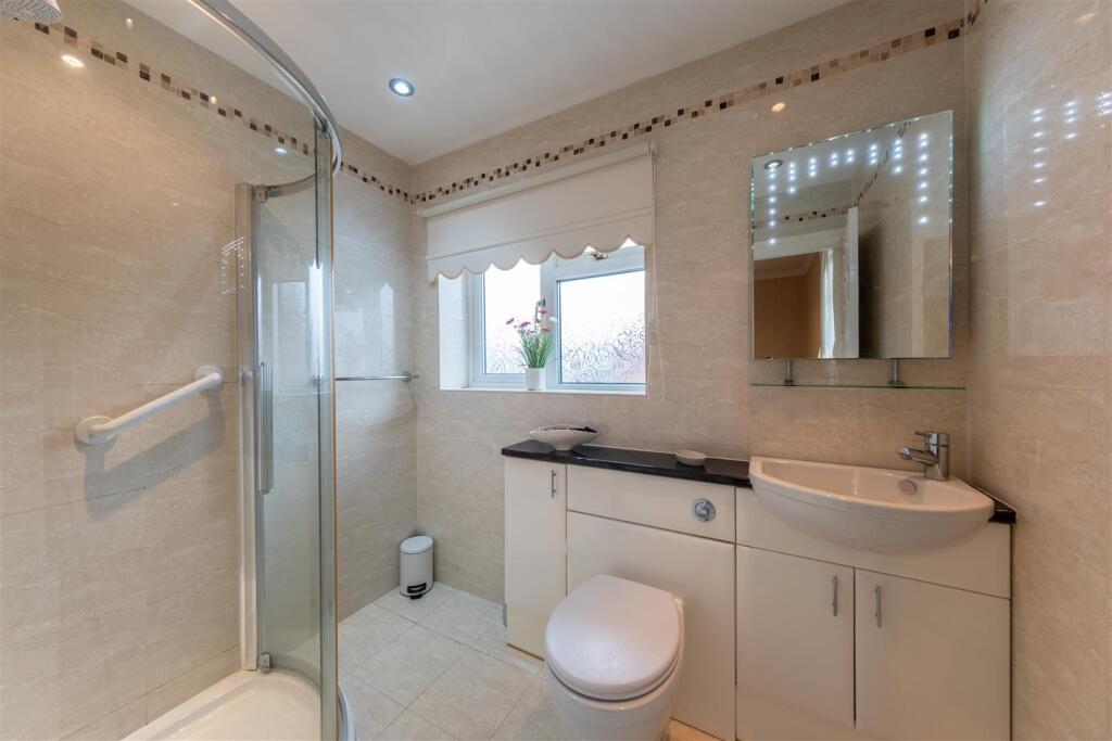 61 Blackcroft Avenue-017.jpg