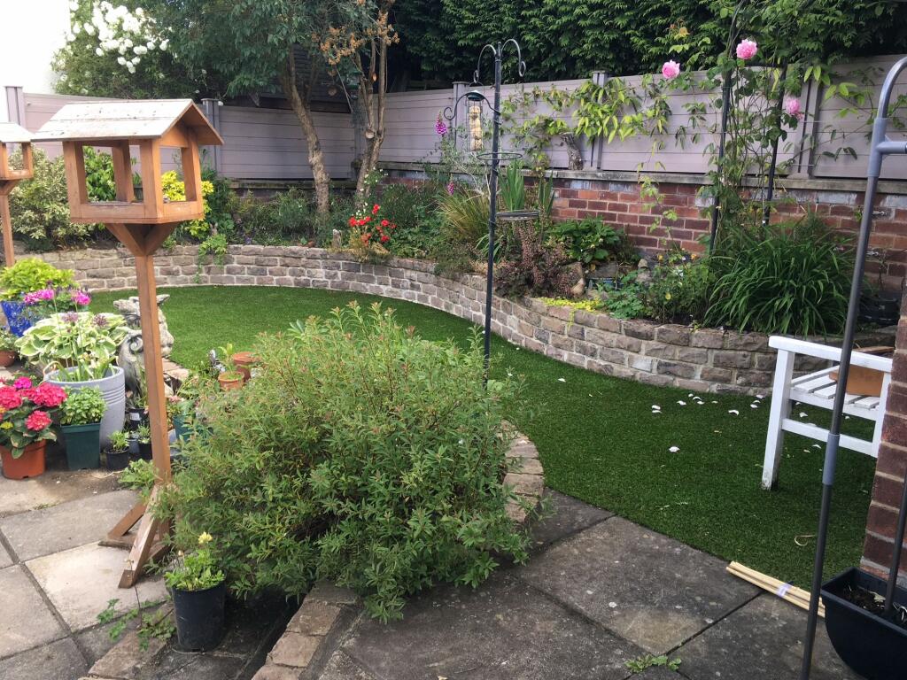 Rear Garden (Vendor Summer Photo)