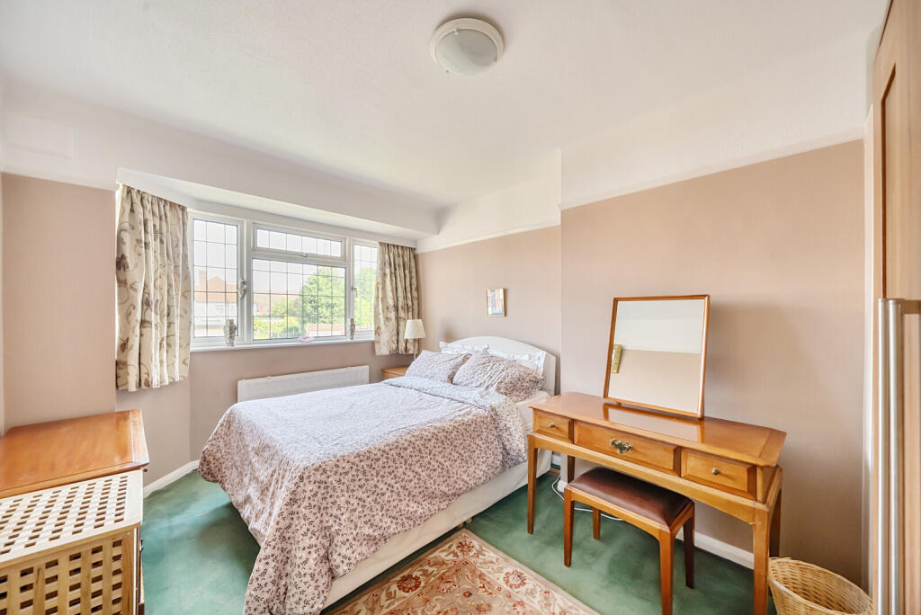 1304561-10-6842bc...