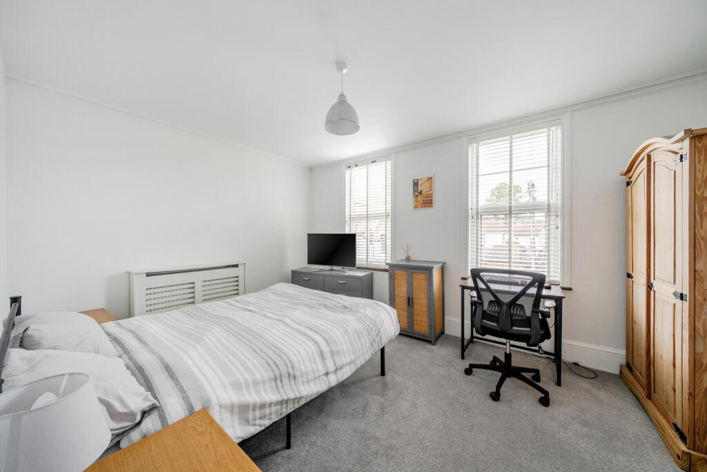 1335246-15-6895e8...