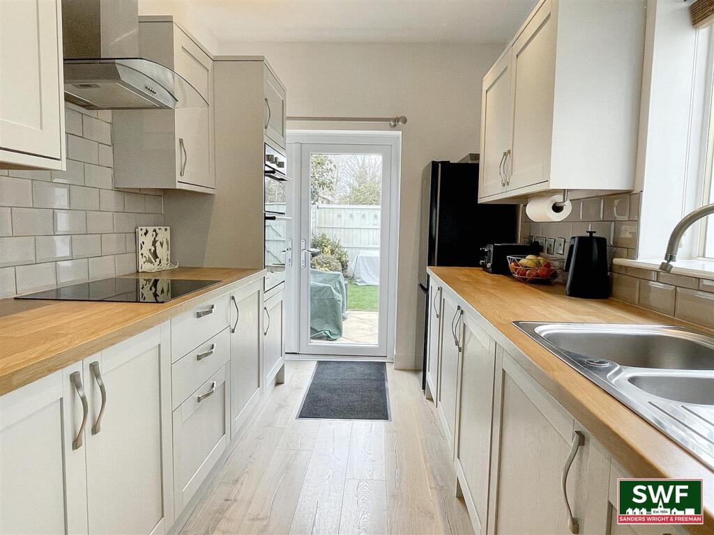 RE-FFITTED KITCHEN