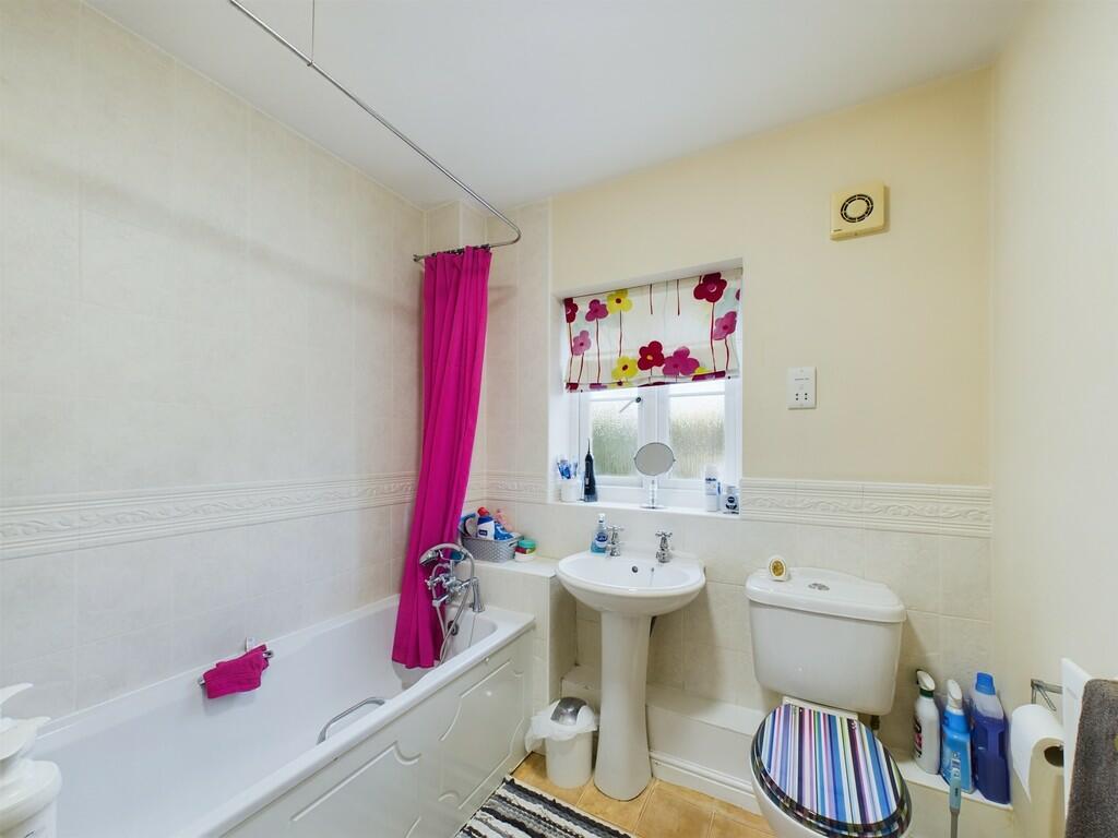 CAM01835G0-PR0094...