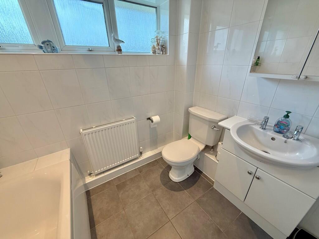 121 Mallon Dene B...