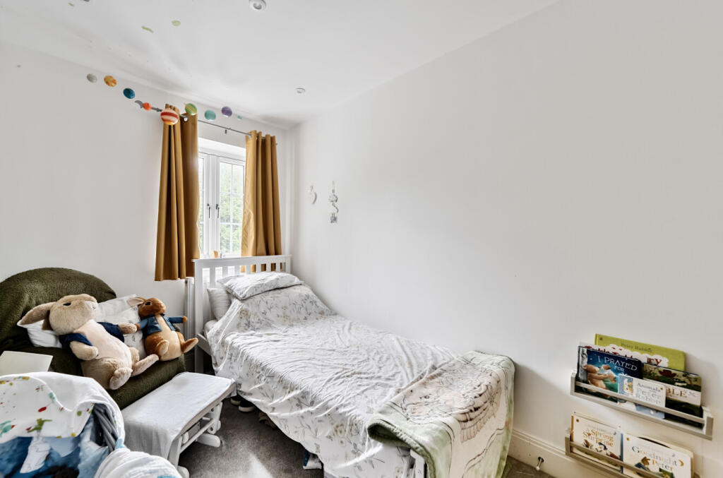 1298394-17-685d12...