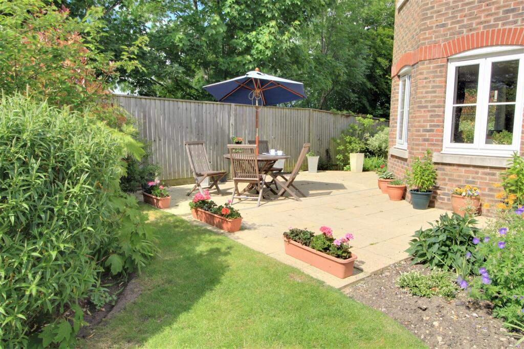 Owners Patio.jpg