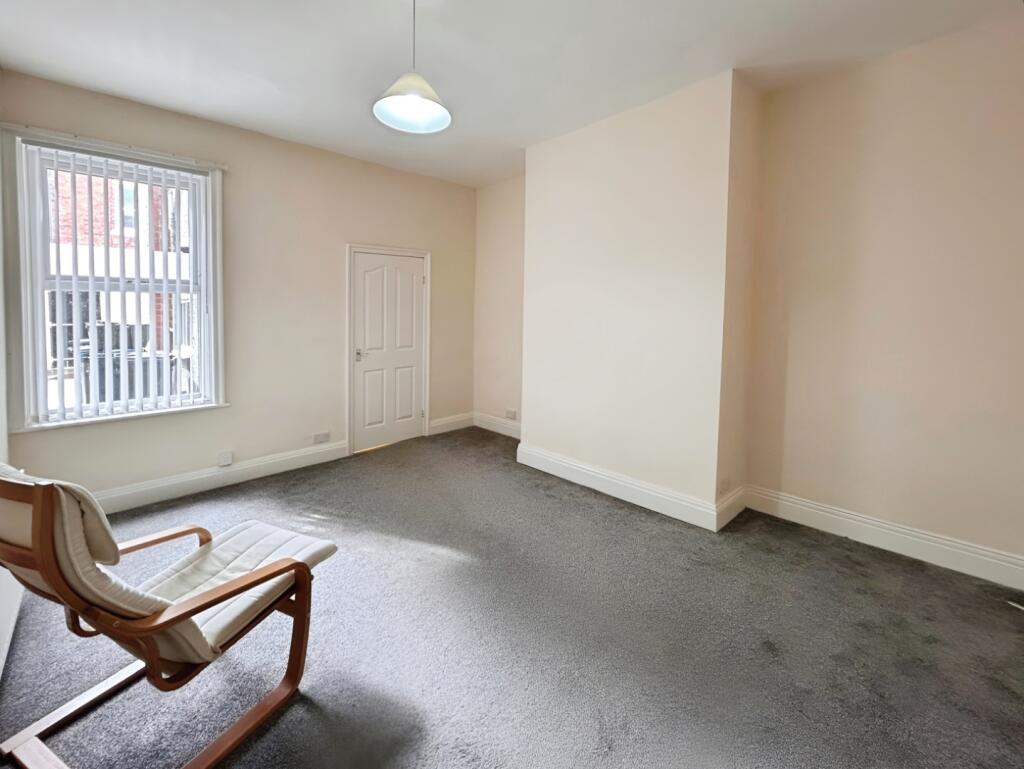 pbox-bedroom-316770.jpg