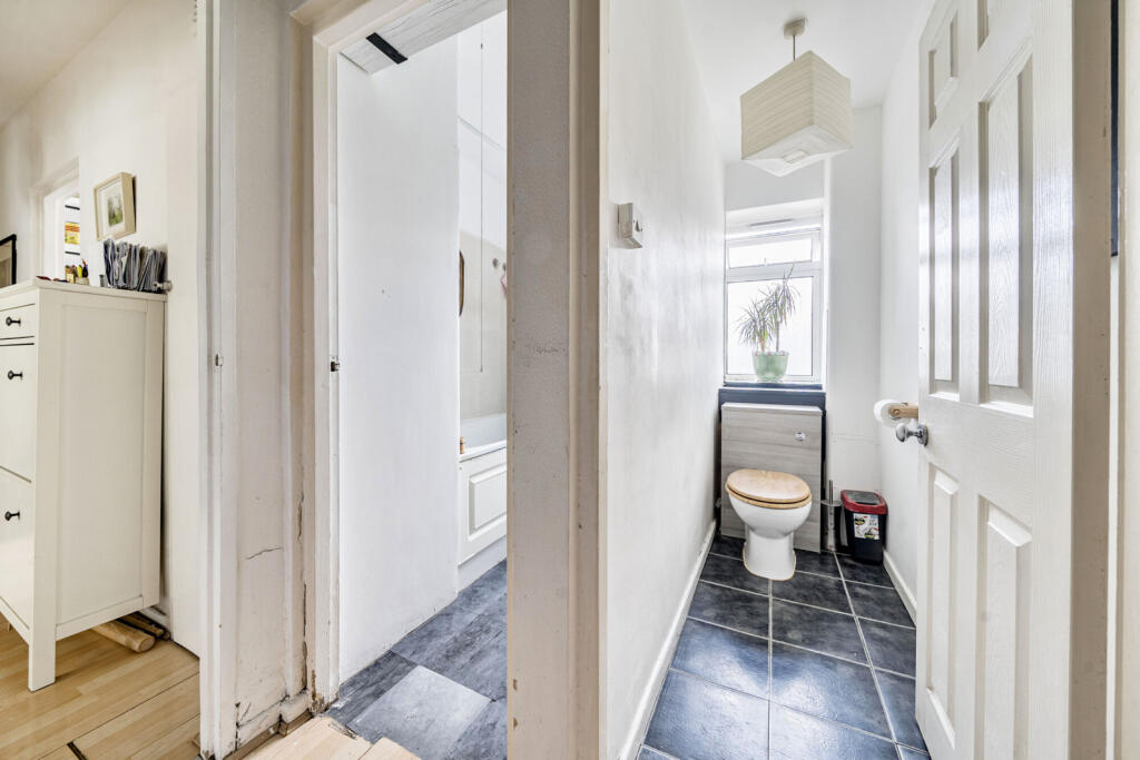 1313851-5-686cf32...