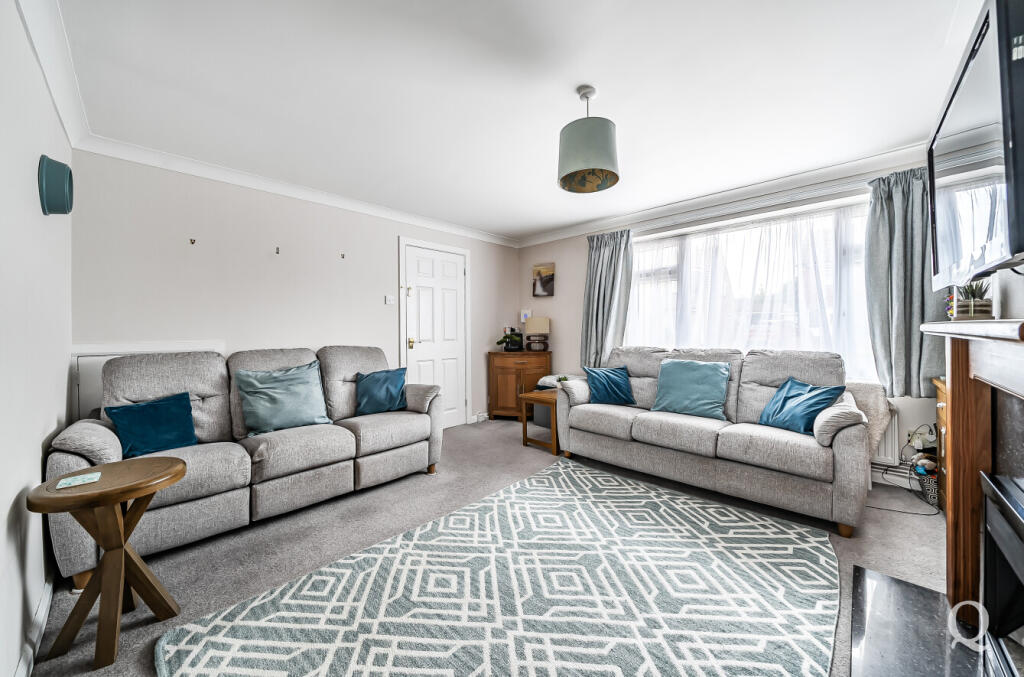 c57b04cd-10ab-449...