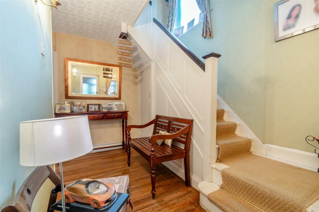 8617028-interior22.jpg