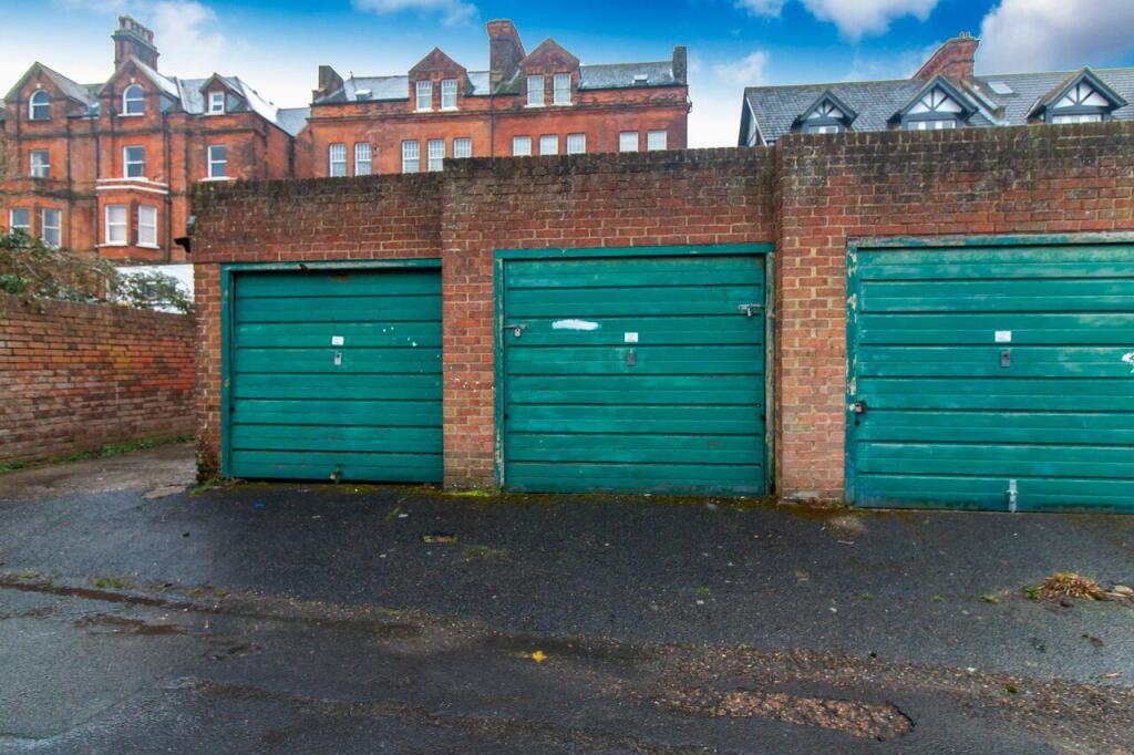 general 14562036_401