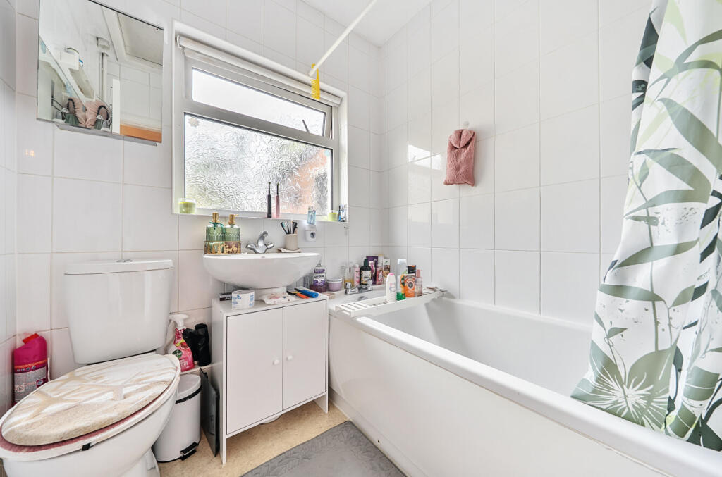 1305983-18-68415e...