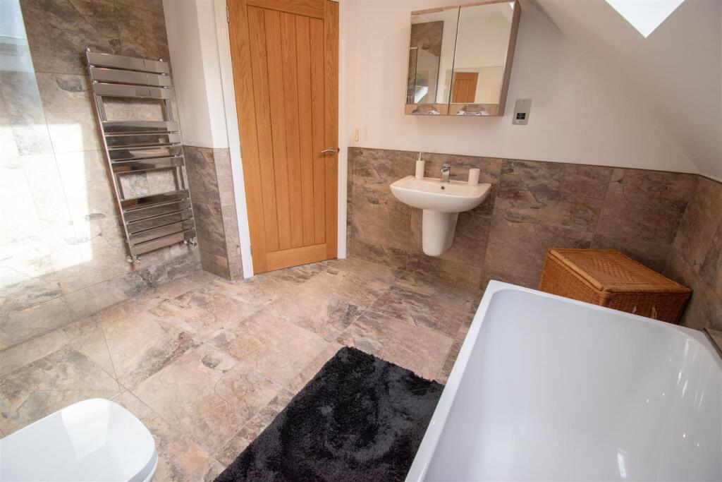 Photo 20-10-2025, 12 31 48.jpg