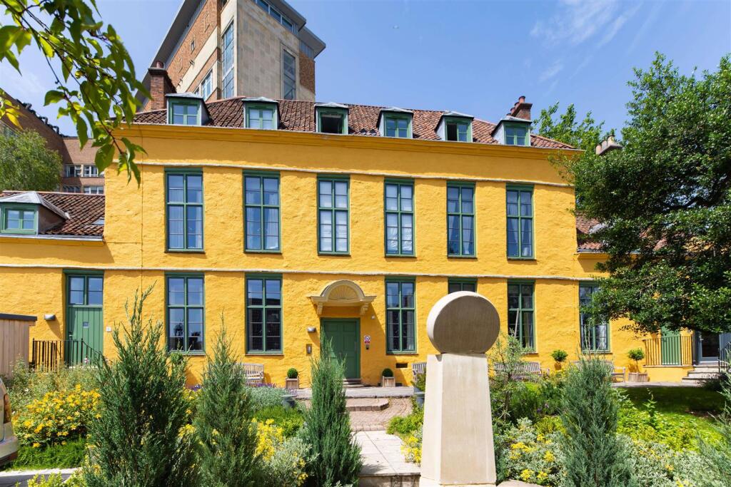 Manor house 10 v7.jpg