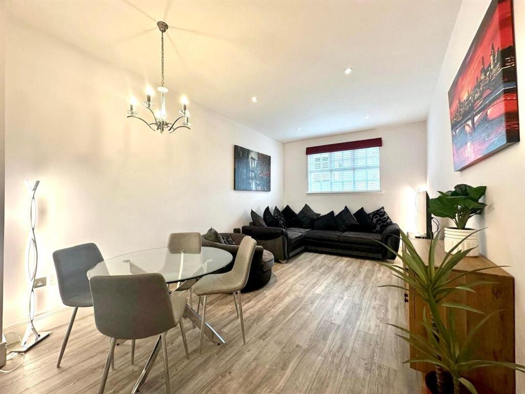 WhatsApp Image 2025-11-04 at 14.21.49_e4597a85.jpg