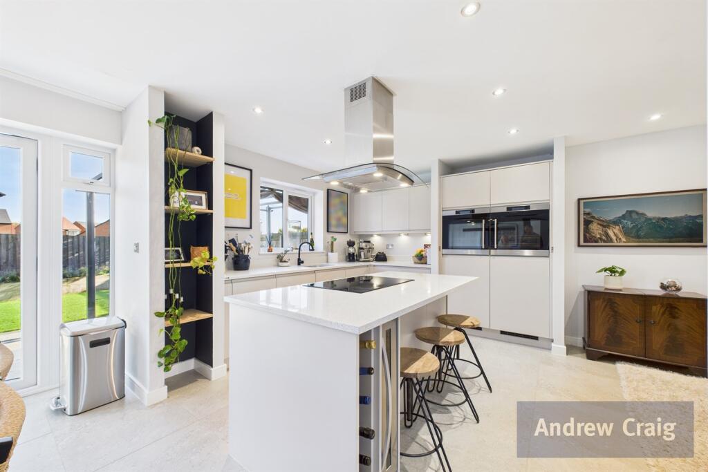 Kitchen/Diner/Family