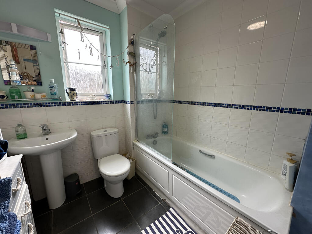 Photo 09-04-2025, 13 31 21