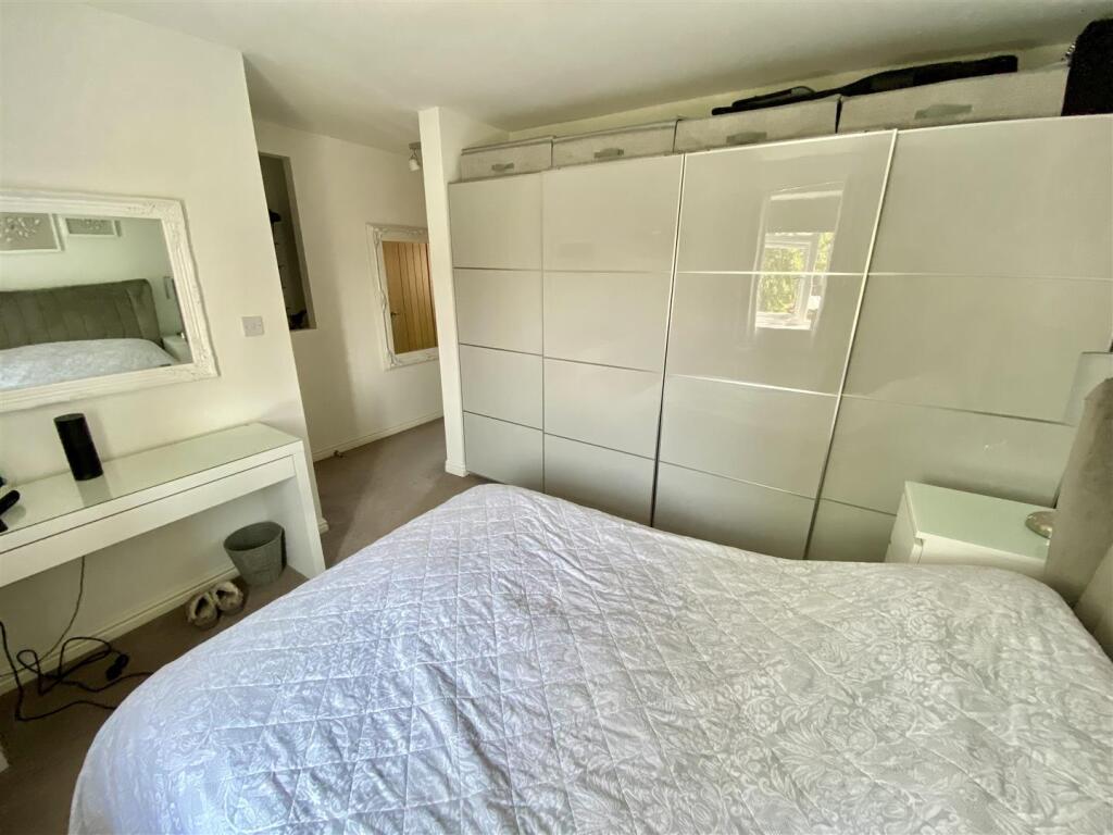 Bramleys Estate Agents - Savile Place - Mirfield (