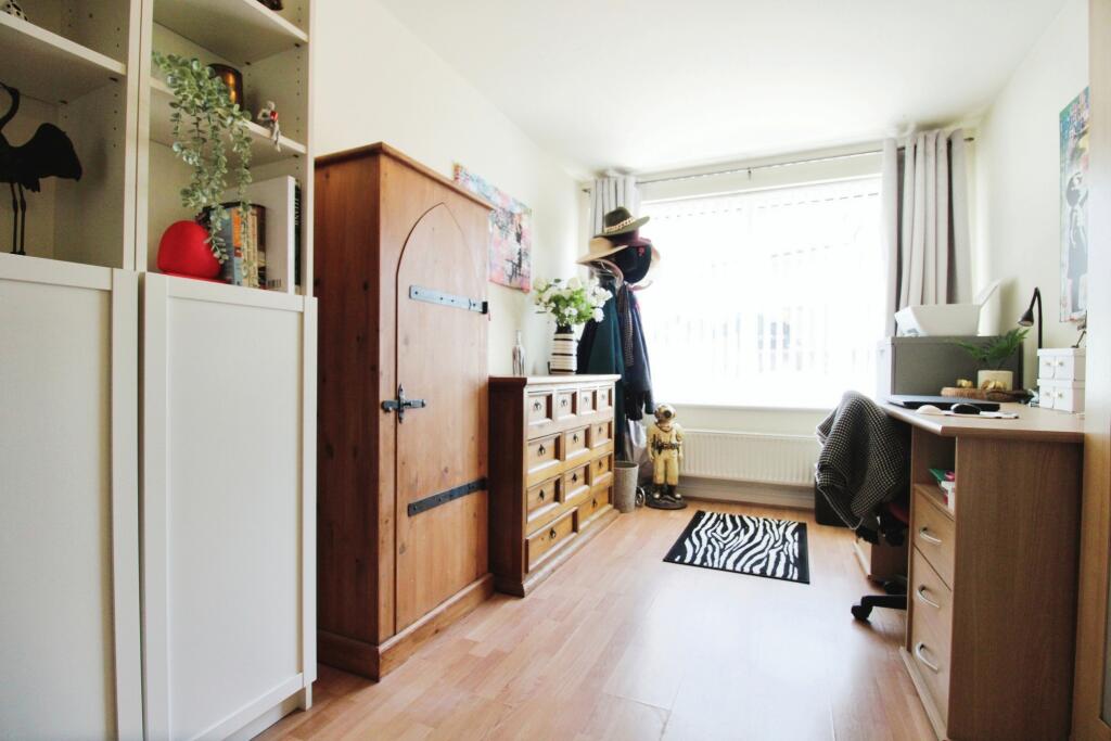 Reception Room/ Home Office/ Ground floor bedroom