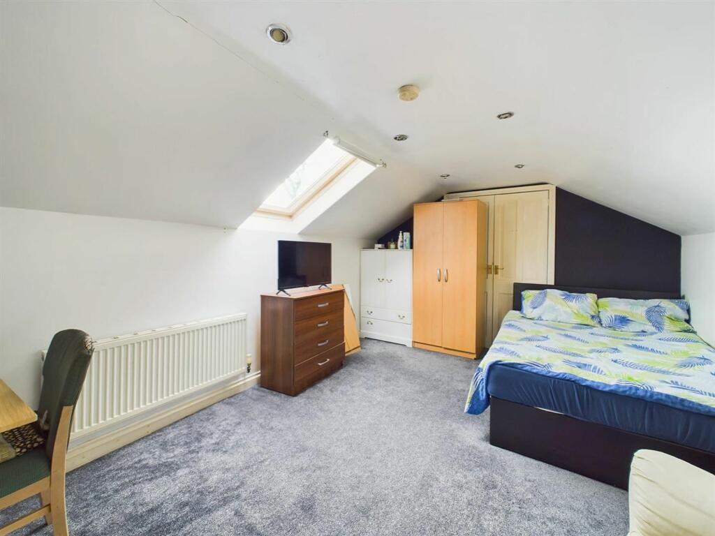 Bedroom Seven
