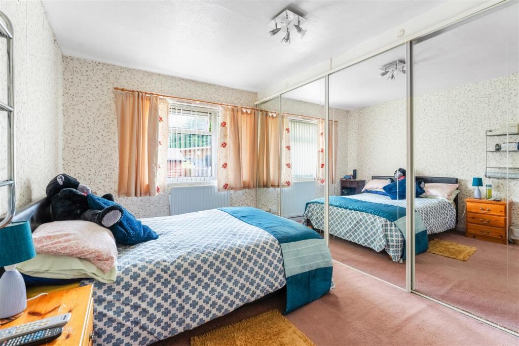 17 Rutland Close Weston-super-Mare BS22 8NP 23.jpg