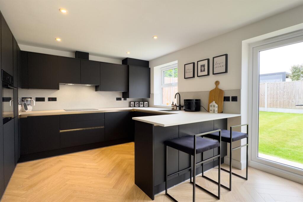 Open Plan Dining Kit