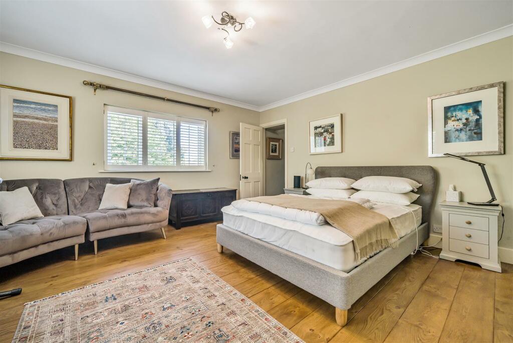 Main bedroom.jpg