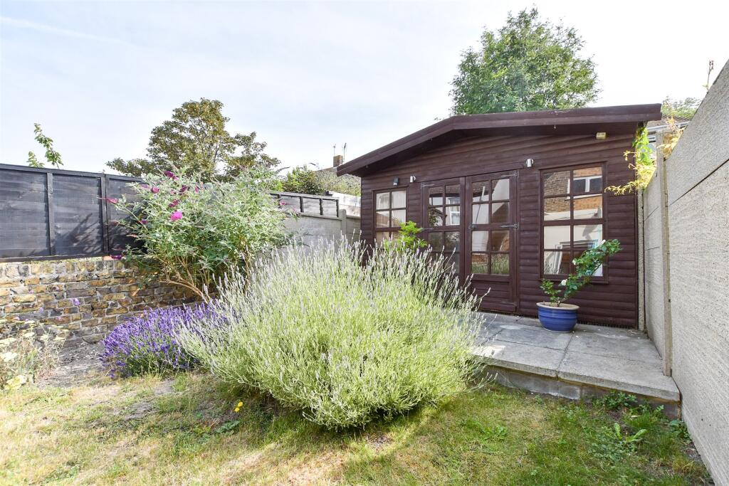 Workshop/Outbuildings