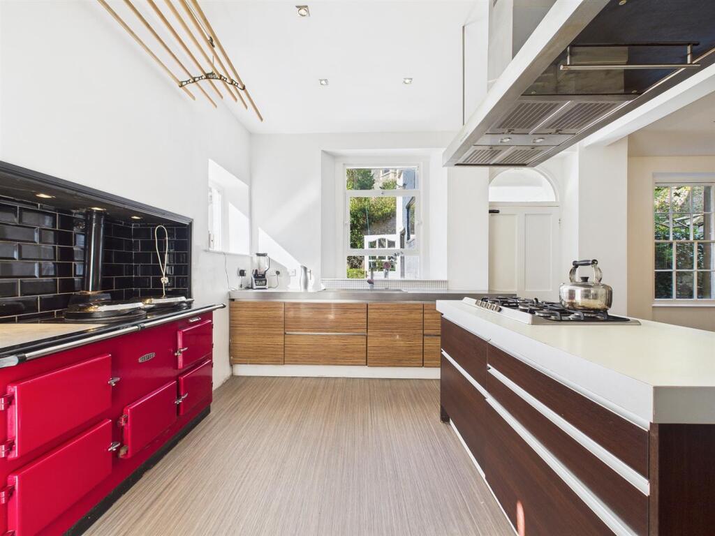 22 - Detached Victorian Villa for Auction, Weston-