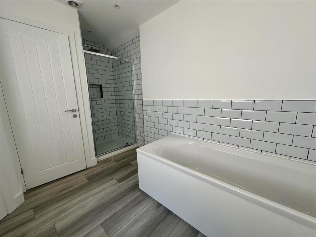 Bathroom.jpeg