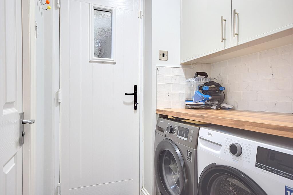 Ewemove Brighouse - Withinfield Southowram (4)