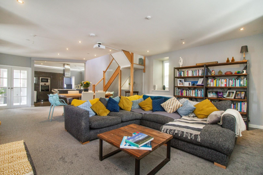 Living / Dining Room