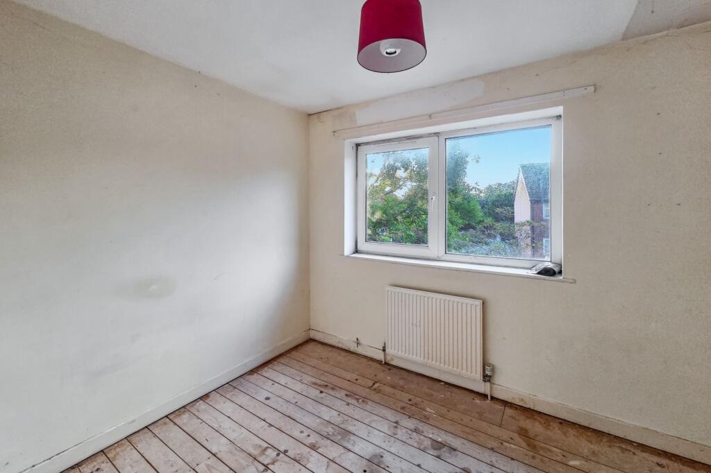 2 Irvine Close, Bispham, Blackpool, Lancashire, FY2 0XZ