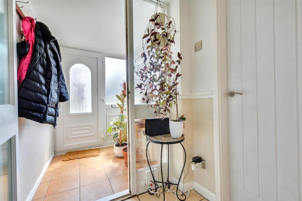 Entrance Hall.jpeg