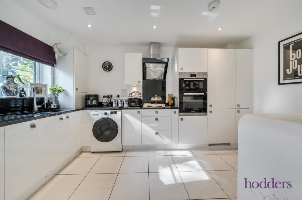 515a6e1a-4171-4e8...