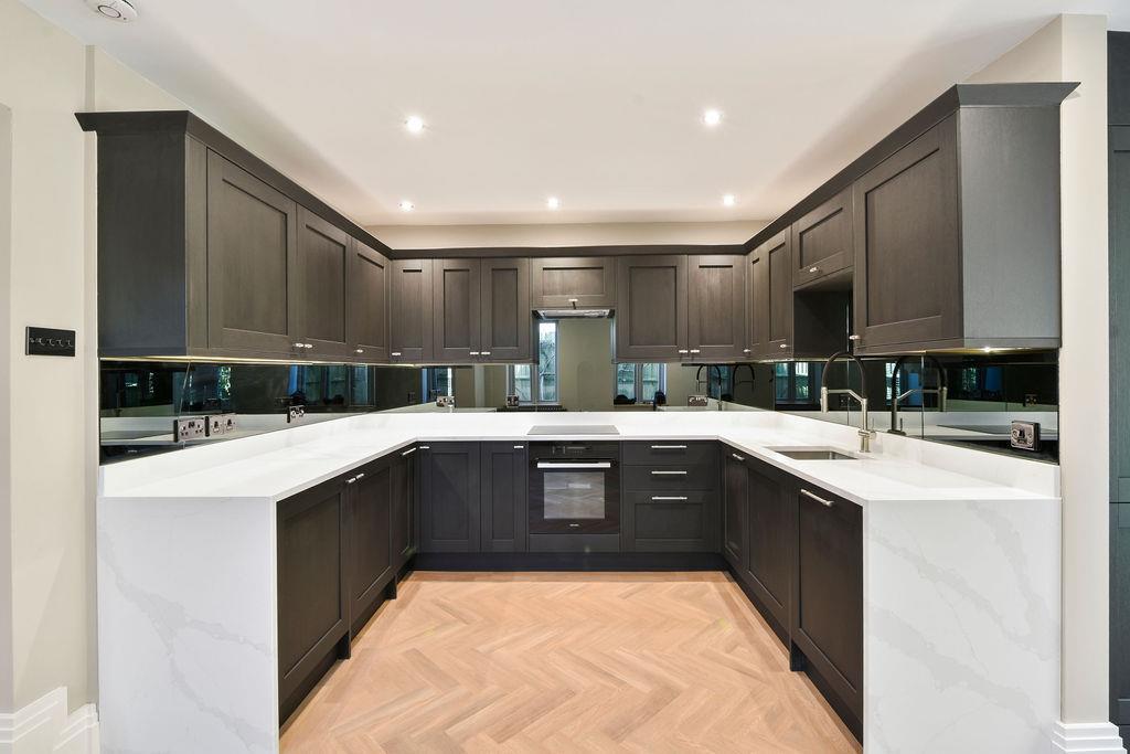 Impressive Open-plan Dining Kitchen
